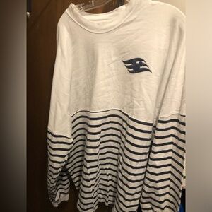Misplaced -ask-
🎠🌴Disney Cruise Line Spirit Jersey- 955 $45 or $40 w/offer